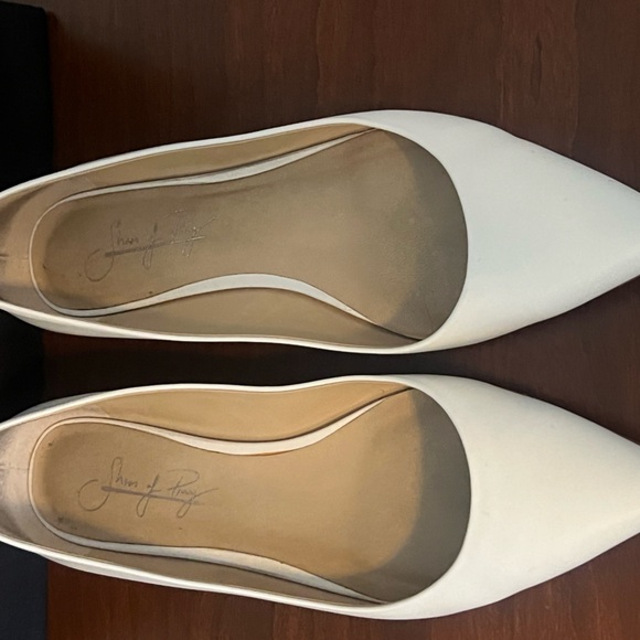 Pointed toe flat white leather - Picture 3 of 6